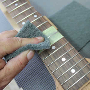 Fine steel shop wool guitar